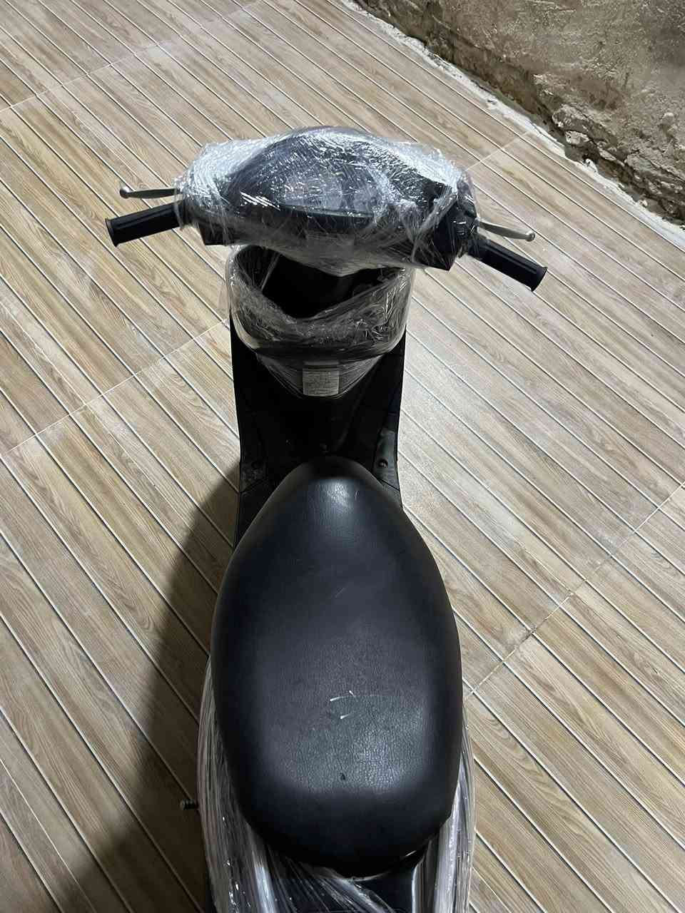 سلام عليكم دراجه لبيع ساسوكي جديده كلش بعده وكيل وراق
***********
