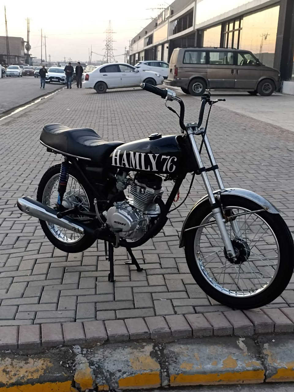 السلام عليكم اخوتي 
دراجه انتنس موديل 24 كفاله عاما شرط تحريك ومعدل نار شرط اول ثاني ثالث يرفع رياضي فول ما يعوزه شي تجي تفحص مثل ما بال صوره معدل 🔥🔥يشك الكاع مكاني موصل حي البكر السعر 550 وبي مجال شراي اتصل *********** بي وتساب
