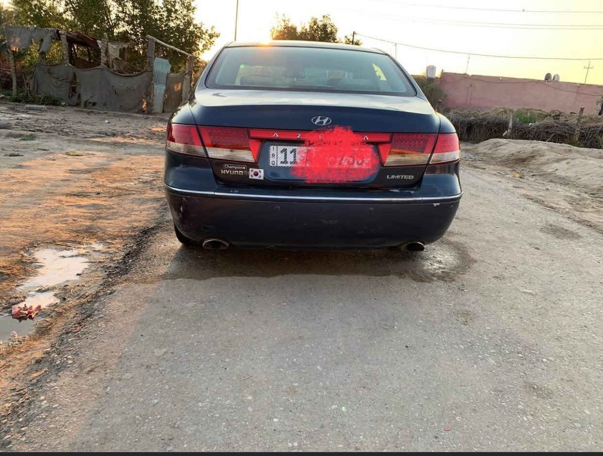 السلام عليكم هونداي ازيره لبيع موديل 2007 وارد أمريكي ضربته خشم الجاملغ المامي فقط محرك 6سلندر رقم بغداد دولي بسمي سياره جاهزه حداديه تخم  تبريد ثلث قطع شغال كشنات جلد كهربائي مكاني ناصريه 
***********
