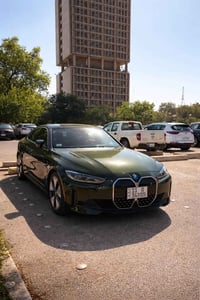بي ام دبليو BMW i4 Edrive40 2024 فل الكترك (كهرباء بالكامل) بجم كبس ول...