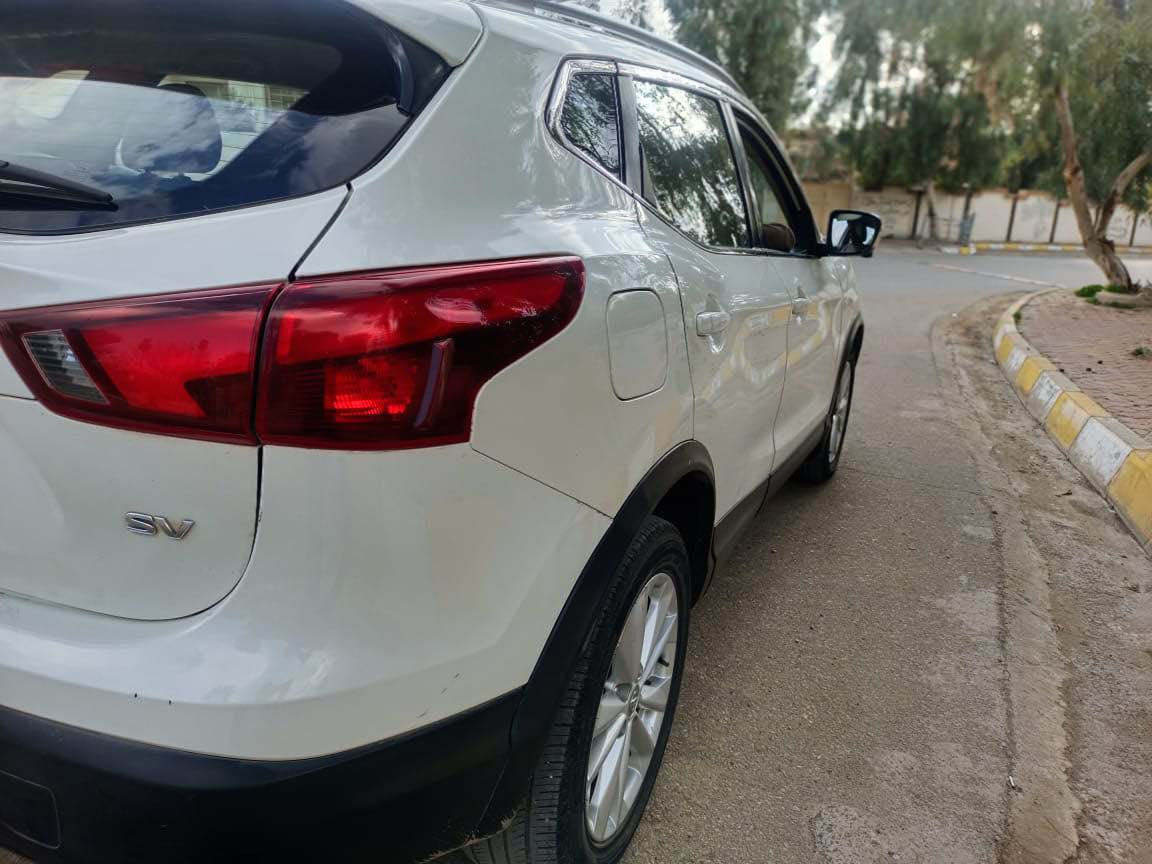 سلام عليكم 
نيسان روج سبورت  S V 2018
مواصفات كوشن كهرباء 
كوشن هيترتبريد لمس شاشة لمس ٥ كاميرة بصمة شغال مراية  إشارة سيارة على وضع شركة فقط جوا رقم خلفي تعديل بارد بدون دواخل دفتر بنزين موجود طايرات جديد
رقم كركوك الماني سنوية جديد بأسمي  شرط تحويل أو وكالة  السعر ١٥٥ بي مجال للطيبين
مكان سيارة كركوك أمام قاسم رقم تلفون *********** كركوك, العراق
