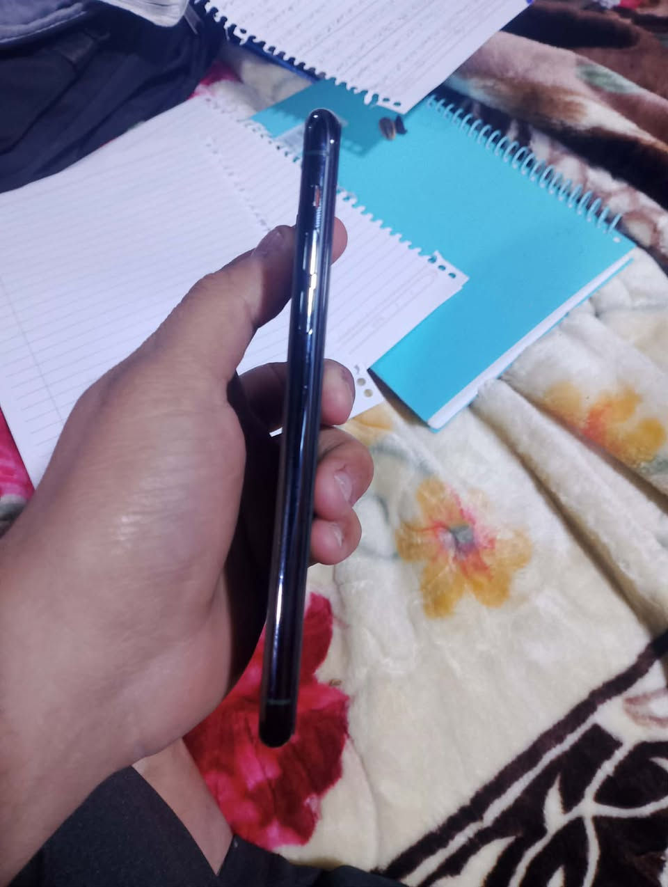 سلام عليكم
ايفون 11برو ماكس🚀
مبايل مبدل شاشه مال تفصيخ ثلاث خيارت🚀 
فيس ايدي شغال🚀 
بطاريه75مامبدله 🚀
دبل سيمكارد 🚀
 ذاكره64🚀
مكاني موصل جانب الايسر 🚀
سعر خاص 🚀
متواجد ماسنجر وتساب🚀
***********🚀
