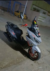 متوفر دراجه نوع سكنس موديل 2025دراجه كيج الكتروني كهربائيات كلها شغاله...