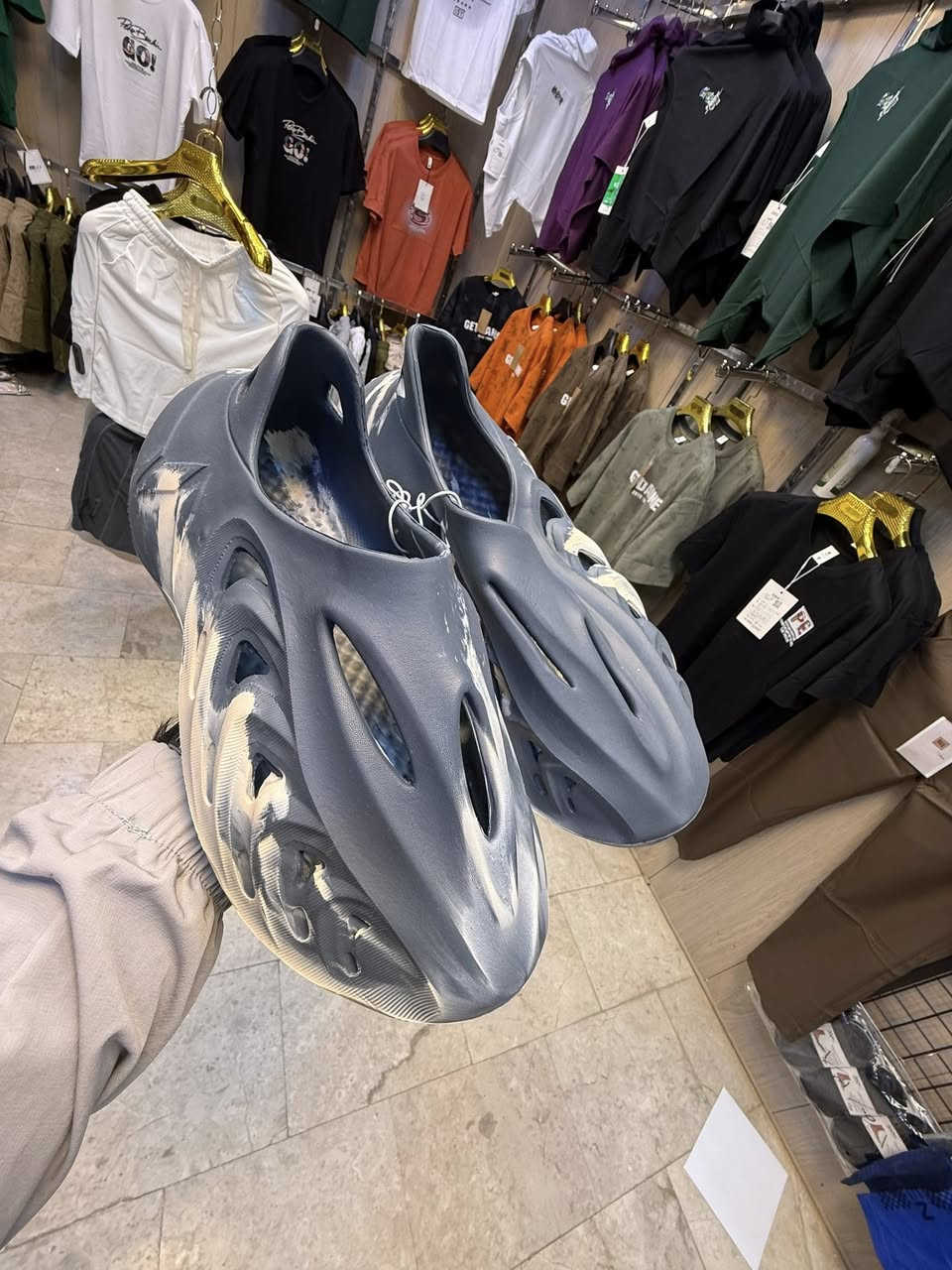 ع ٥ الاف 🔥🔥🔥🔥


**إذا كنت صاحب هذا الإعلان وتريد حذفه لأي سبب، رجاءا أرسل رسالة إلى الدعم الفني**