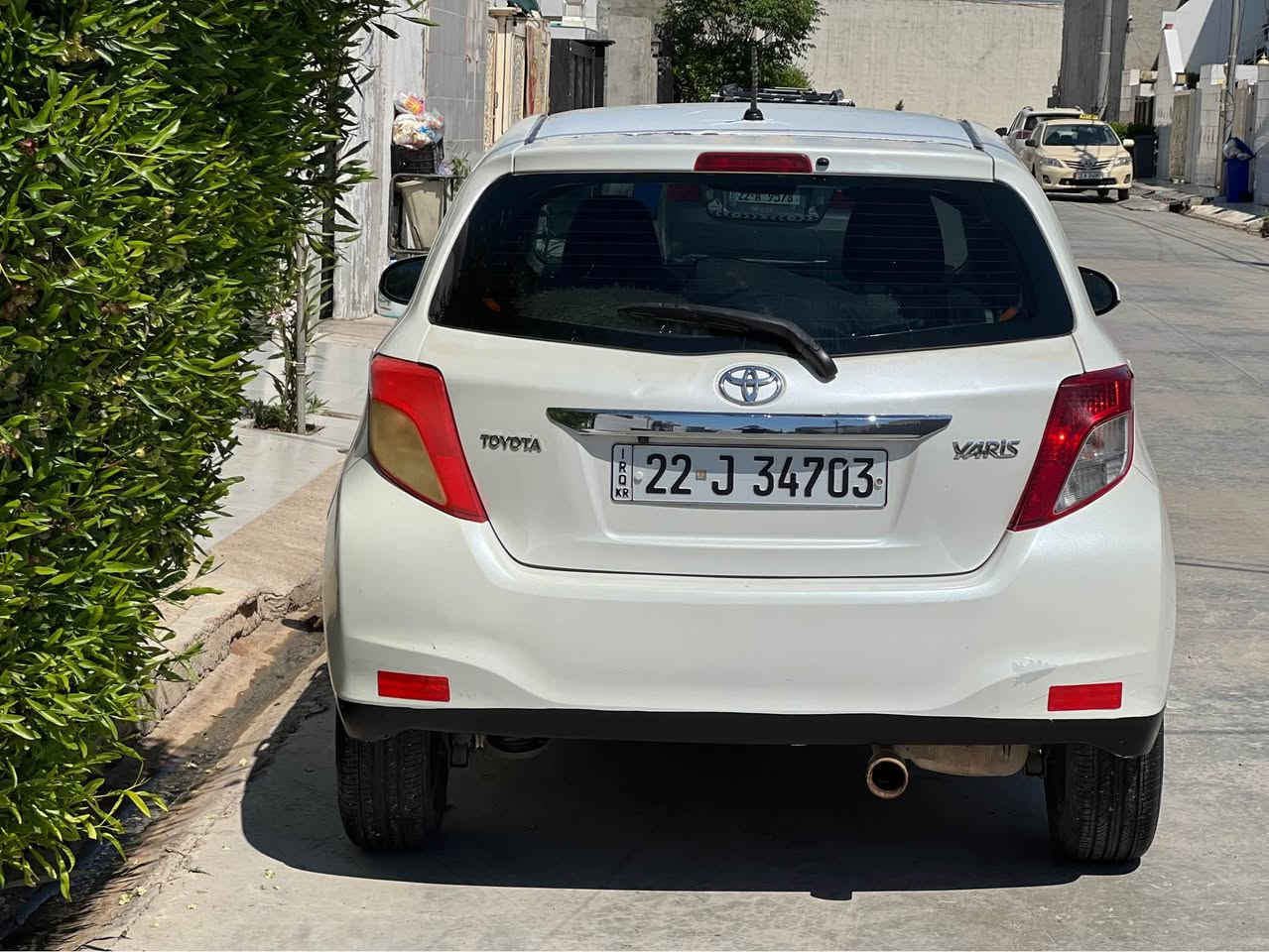 تۆیۆتا یاریس 2013  سپی سەدەفی گێڕ تۆماتیک پێنج بالیف و ویل کەپ و تەبرید زۆر مەزبووت گێڕو مەکینە بەشەرت ڕەقەم و سەنەوی و نوێ تا سالی 2030  پاتری نوێ ڕۆن و فلتەر و شوتەی تازە گۆڕاوە بێ تەقەو ڕەقە  مەکینەی لۆکە پلاک و نۆزلی نوێ و بیلادی بەنزینی زۆر کەم دەخوا پێش و پشتی کەپس کاڵ بوونەوەی نیە وەکو سبوغ دوو نیو چاملغی دواوەی ماتۆڕ خۆی لێداوە بویتە سبوغ دوو پارچەی ساردە کوتە هی خۆمە و بەناوی خۆمە لەهەولێر 
***********
نرخی 99 أربيل, العراق
