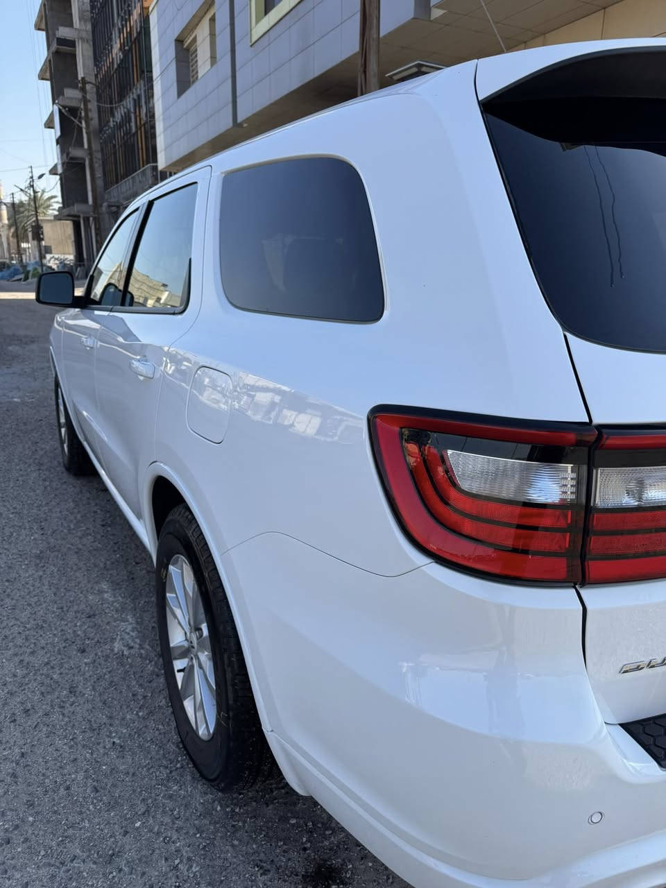 السلام عليكم
دورنكو 2025
فول مواصفات 
سياره جديدة جداً
GT
محرك 3600
ماشية 16 ميل
شاشة كبيره
تدفئة كشنات
تدفئة ستيرن
تبريد تلث قطع
ويل كب
باب خلفي كهرباء
رادر خلفي
حساس خلفي
كامرة خلفية
هيتر مري
تنبيه نقطه عمياء
شفتات ستيرن
تشغيل بعد
حادثها فقط ربع جاملق امامي بدون ايرباك 
بصرة شهداء جاهز للوكاله 
السعر 340 وبي مجال
***********
