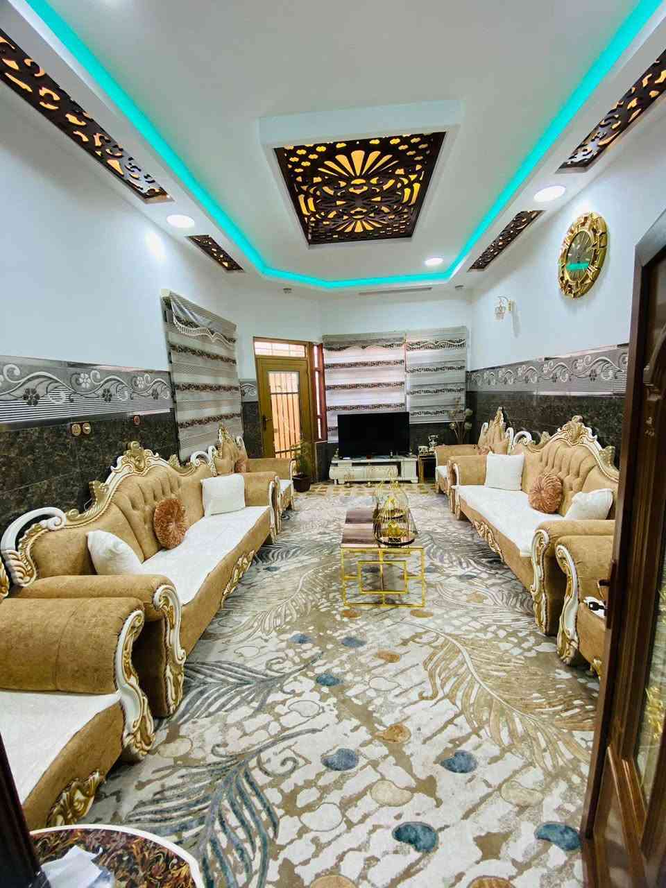 🏠#مكتب_النعمات_لتجارة_العقارت 
(#كاميران_الجرجري)
*********** كورك
*********** اسيا
🏠 دار طابق ونص للبيع 
⛔ المنطقه //القوسيات
قرب الملعب او الجامع مقابل مجمع العزاوي فرع المواصله
⛔صنف العقار بستان حق التصرف 
✳المساحه  150 متر   🏤
✴الدار كما موضح بالصور
✴غرفتين نوم +غرفه كبيره وهول طابق الثاني
✴استقبال
✴هول 
✴مشتملات 
✴مطبخ
✴  نوع العقار بستان
✴
.....................
✳يوجد ايضآ مساحات مختلفة و اسعار متفاوتة 
✴ليصلك كل جديد اكتب #تم و اعمل #لايك و تابع الصفحة
✳للتواصل يرجى الاتصال على الارقام التالية او مراسلة الصفحة او المراسله عبر واتس اب :
☎️*********** 
☎️***********
☎️009647502266996 واتس اب
كاميران الجرجري (ابو احمد) 

✳او زيارة مكتبنا/القوسيات/ طريق دهوك /موصل قرب مفرق تلكيف/وكراج دهوك بعد السيطره مئه وخمسون متر على الجهه اليمنه 
✴مكتب النعمات للعقار

#كاميران_الجرجري موصل, نينوى
