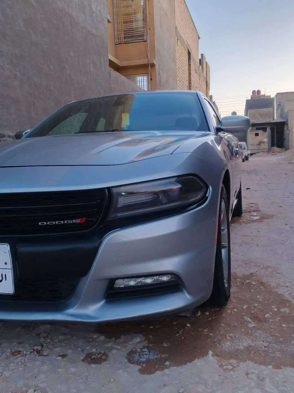 السلام عليكم جارجر مديل ٢٠١٧ رقم أربيل دولي مبدله جديد مواصفات SXT داخله كلين بالعراق صار بيها جاملغ أيمن وباب الصدر صبغ وباب خلفي كلير فقط ماشيه ١٦٢ الف ميل  السياره جاهزه ما نقصه شي محرك وكير مكفولات بشهر ال ١١ سويت الها هزه وبدلت ارقامها السعر ١٨٣ بيها مجال قليل مكاني كربلاء
***********
***********
