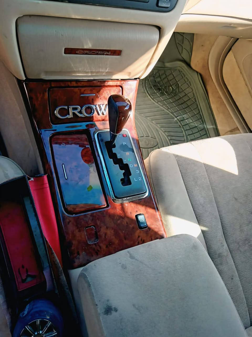 السلام عليكم ورحمه الله وبركاته
للبيع
ملكه موديل 2002
رقم و سنويه اسليمانيه متومه
كفاله مكينه كير حداديه
تبريد شغال كرهبايات شغاله
كصه جنطه
سياره كارتون
السعر ب 32 وبيها مجال
للاستفسار خاص


**إذا كنت صاحب هذا الإعلان وتريد حذفه لأي سبب، رجاءا أرسل رسالة إلى الدعم الفني**