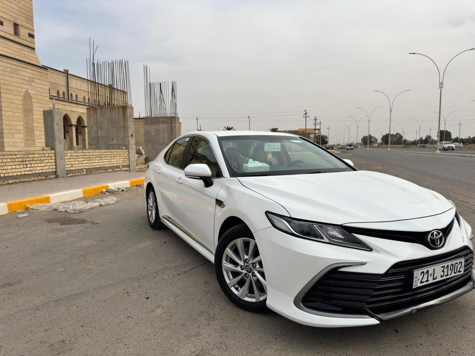 السلام عليكم
كامري 2023 خليجي سيد نهرو 
كفاله عامة رقم سليمانية 
لون ابيض ثلجي 
مواصفات Le 
سيارة جديدة ماشية 60 الف كيلو حقيقي 
كفاله عامة تخم تاير جديد 
المكان /صلاح الدين تكريت 
السعر /230 وبيها مجال 
الرقم /‭0770 668 8224‬

