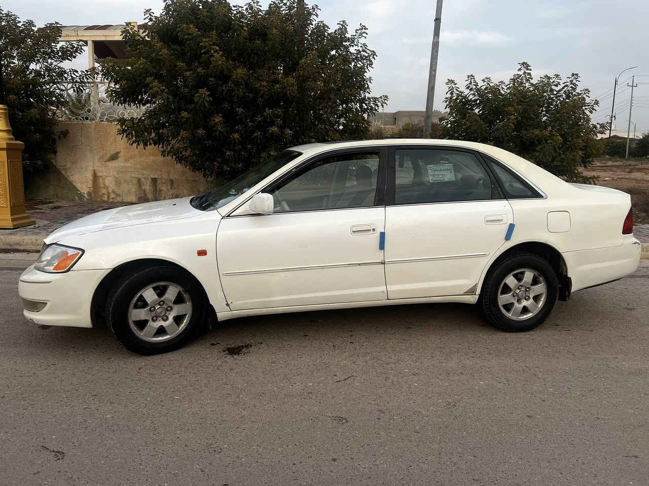 السلام عليكم…
افلون 2001 خليجي فول للبيع رقم بغداد تحويل ثانيوم السياره مابيها صبغ بيها تكحيلات وبيها طخه بخشم البنيد وصورتها موجوده بالمنشور فقط السياره حلوه وگاعده السعر ٨٥ وبيها مجال بيع فقط بدون مراوس

مكان السيارة صلاح الدين-الضلوعية

للاستفسار ***********
