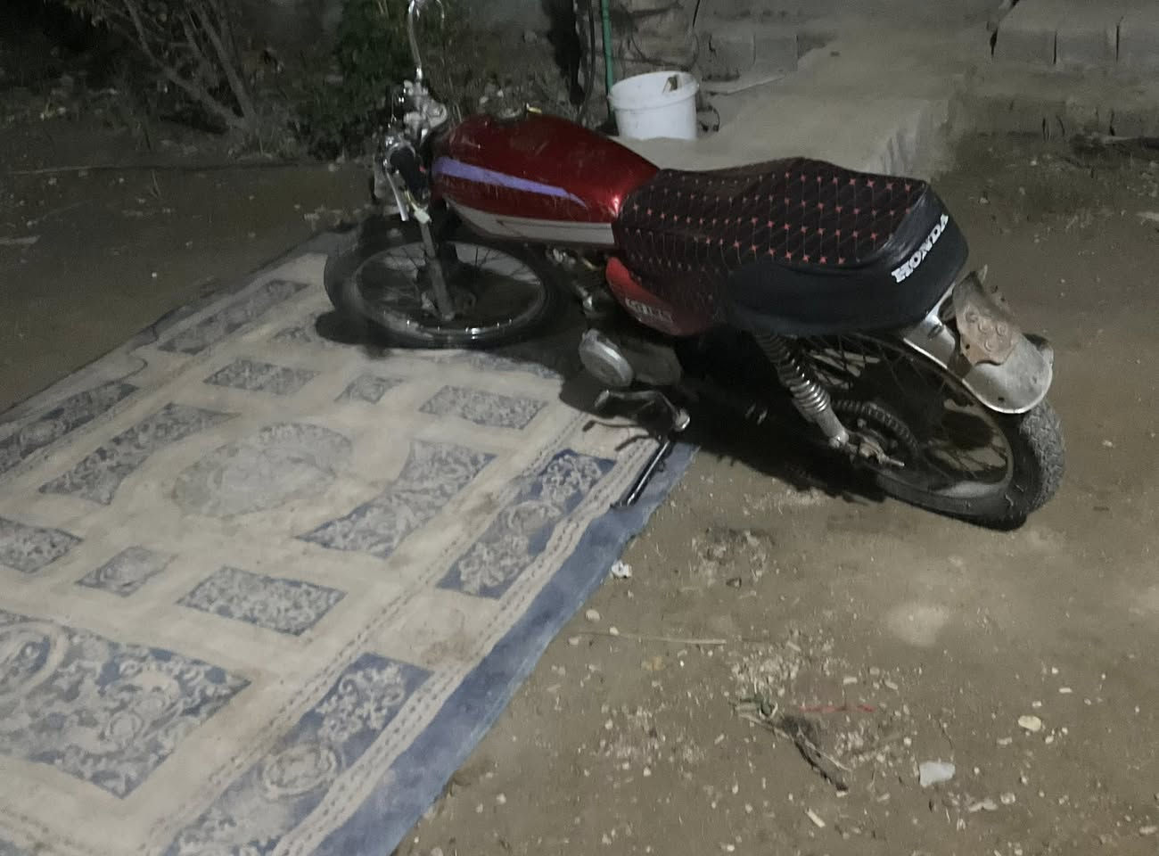 السلام عليكم دراجه اربعه گير للبيع مكفوله من السرقه والعشائر محرك يخبل دراجه خير من الله امراوس ابماكس نضيفه والسعر حسب القناعه المكان كربلاء الحسينيه العطيشي الرقم ***********
