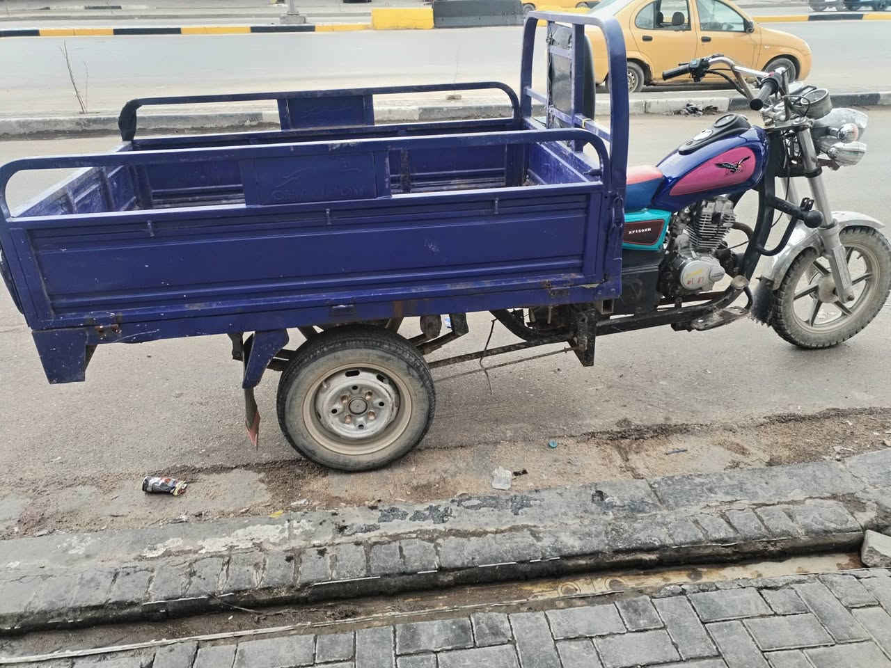 السلام عليكم ستوته كربلائيه مديل 2021 سنويه ضفيرة جديده دبلات جديده بدي مصبوغ الشاصي كفاله سعر مليونين وبيه مجال رقم ***********
