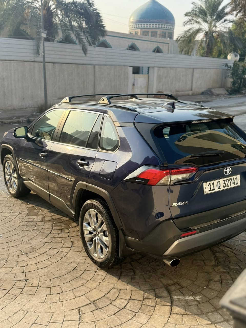 سلام عليكم
صلو ع النبي 
راف فور 2023 
ماشية 5 الالاف 
حادثها جاملغ خلفي وقبق جنطه 
البجم كبسسس
السياره جاهزة من كلشي 
وسعرها جداً جدا ًمناسب بالنسبة للسوك 
للاستسفسار 
***********
