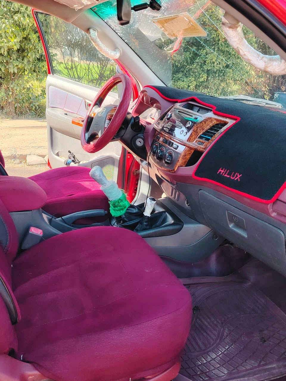 للبيع هايلوكس فورويل موديل 2014 رقم دهوك الدولي تحويل مباشر مكينه وكير وحداديه جاهزه شاصي ورقم شاصي واضح كير عادي بيها صبغ بنيد وجاملغ الأمامي السعر 175 وبيها مجال بسيط مكان بابل ***********
***********
