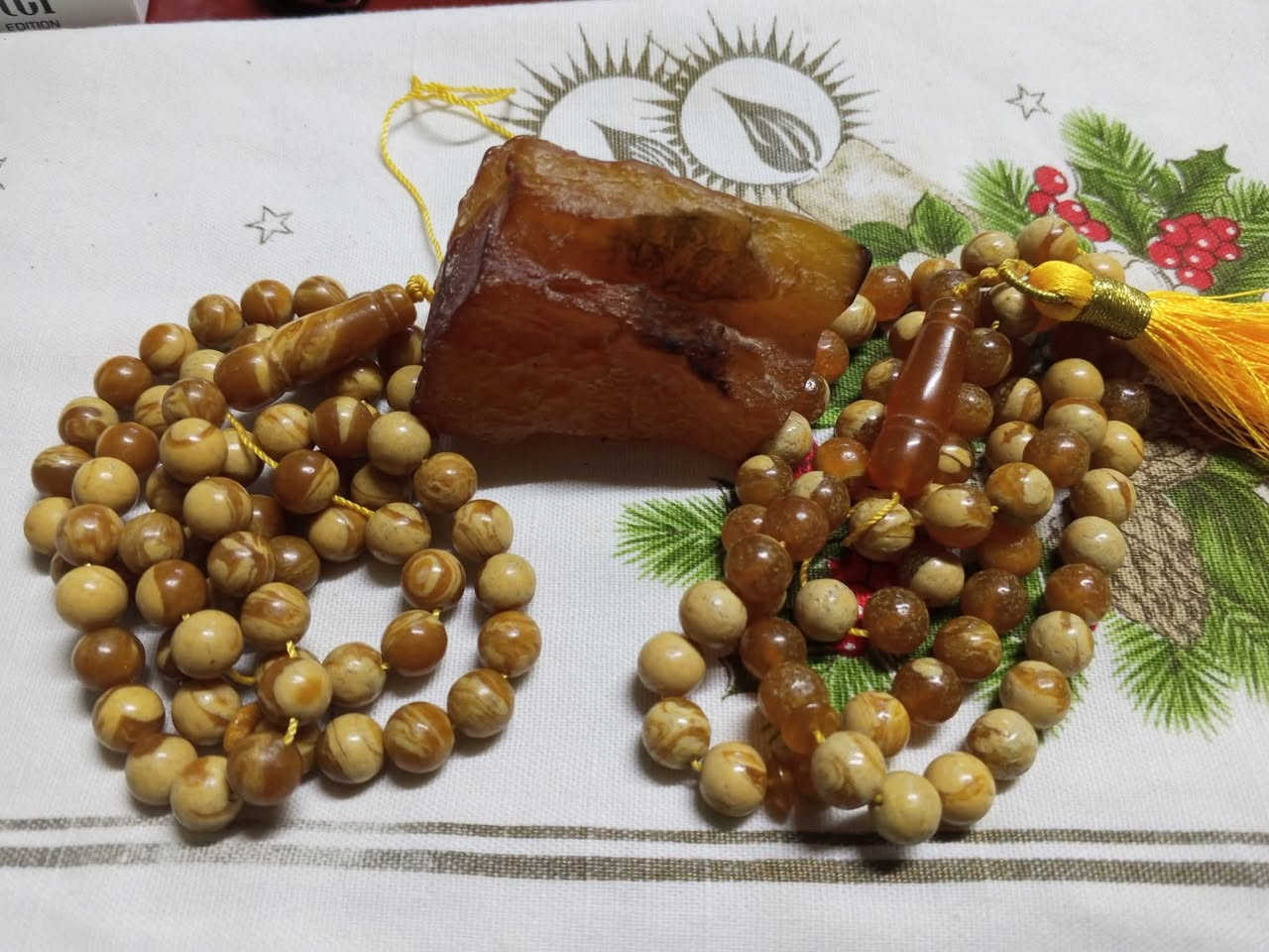 خليلي عينك عالمميز......وجيبها اذا فيك اتجيبها.....

المعروض: عنبر كلنكراد مع قطعة من الخام 66حبة مقاس 9/10تقريبا ريحة الخام واضحة محمل يومي من الروائع الله يهني صاحب النصيب
للعبرة : عامل القدر بالرضا ..وعامل الناس بالحذر .عامل أهلك باللين ..وعامل اخوانك بالتسامح .. وعامل أصدقاءك بالمودة ... وعامل الدهر بإنتظار تقلباته .. هذه قاعدة تجعلك تتقبل كل ظروف الحياة' هُناك منْ يُهديكَ الحُب دُونَ أنْ تُهديهِ أي شَيء وَهُناكَ منْ يُهديكَ الألَم بَعْدَ أنْ تُهديهِ كُل شي
 سئل أحدهم ما تظن الناس يقولون فيك؟  قال: إني لميت و إنهم لميتون ..  و إني لوحدي محاسبٌ وإنهم لوحدهم محاسبون ..  فما لي و ما يقولون !

#الشمالي طرطوس المدينة تاجر شنطة 
#ابوحيدر0990433674وااتس/0991980690
تعليق نقطة مشاركة مباركة بيوصلك السعر والتفاصيل


**إذا كنت صاحب هذا الإعلان وتريد حذفه لأي سبب، رجاءا أرسل رسالة إلى الدعم الفني**