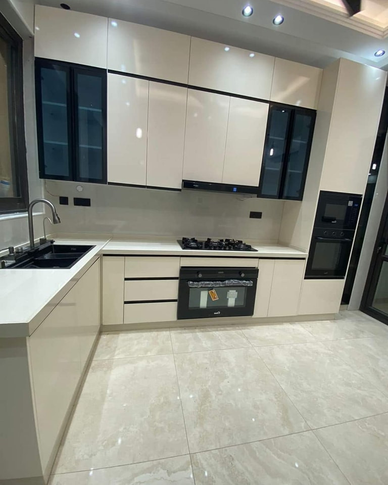 🤩🤩⬅️ معمل المنيوم الطائي للمطابخ الحديثه   للمطابخ التركية العصرية الحديثة

مطبخ جمال واناقه ولا اروووع🌹

 راح تكون #بصمه النا 😉🌹

حيث نتميز بجودة العمل العاليه🎖️
وتوفير أحدث ألتصاميم والأكسسوارات
وفق أحدث الكتلوكات الخاصه بنا لكل موسم⚡

لاعليكم سوى الاتصال على***********  
أو مراسلة الصفحة ☑️ لنجعل من مطبخكم تحفه فنيه
تنال إعجاب جميع الناظرين 🌹

الخامات المستخدمه hdf التركية المنشأ
السطح كوارتز درجه أولى   او مرمر صناعي او كرانيت حسب رغبة الزبون
مطابخ/ ابواب /شبابيك /قواطع/ محجرات/
الإكسسوارات تركية 

#ضد الماء💧💧💧💧
#ضد الحرارة🔥🔥🔥
#ضد مساحيق الغسيل❄️❄️❄️
#مقاوم للرطوبة 100٪💦💦💦
مطلي بمادة البونستر 🌝🌝🌝
الوان ثابتة❤️🧡💛💚💙
مدة طويلة🔒🔒🔒🔒
ضد البقع❌❌❌❌❌
ضد الخدش🚫🚫🚫🚫🚫
ضد البكتريا📛📛📛📛📛
                          
                           بسعر مناسب جداً 
                                    انتهزوا الفرصه😍
      
    👈🏻💰💰 وين متروح ما تلگة مثل اسعارنا 💰💰👉🏻

خشب نوع HDF تركي 🇹🇷  مقاوم للرطوبة💧
