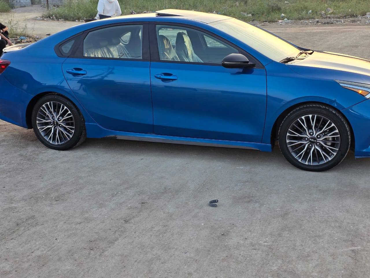 السلام عليكم كيا فورتي جيتي موديل 2023 لون مميز ماشيه 30 الف فول مواصفات بدون فتح بدون تبديل البنيد نفسه معمر مصبوغ محرك 2000 شاشه كبيره كامره دوراه بصمه فتحه صندوك ذكي ويل كب 18لايتات زنون كشنات جلد رادار بالمري اشاير بالمري توقف ذاتي تشغيل عن بعد تحكم ستير جهتين السعر 158 وبيها مجال قليل *********** مكان السياره سوق الشيوخ
