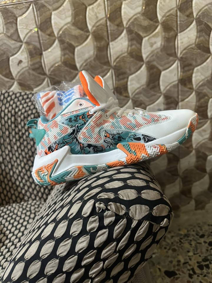 قطعتين احذيه كرة سلة اللي وياه جواريب قياس ٤٥ سعره ٢٠ قفل 
والموديل الثاني يجي لونين اخضر واحمر فيتنامي اصلي ( بومه ) قياس ٤٦ قفله


**إذا كنت صاحب هذا الإعلان وتريد حذفه لأي سبب، رجاءا أرسل رسالة إلى الدعم الفني**