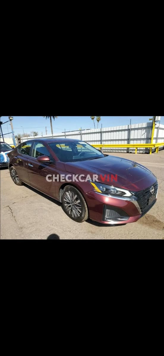 سلام عليكم نيسان التمان 2023 محرك 2500موصافات SVبصمه تشغل او تشغل عن بعد  ضربت موضحه بل منشور اوبس صبغ بيه دوس فقط او بابتي مدبل من شركه بجم كبس رادات كامره خلفيه رقم مبايل ***********سعرً188 رقم سلماني اليوم دكت رقم جديد يعني بيه بعد موصافات
