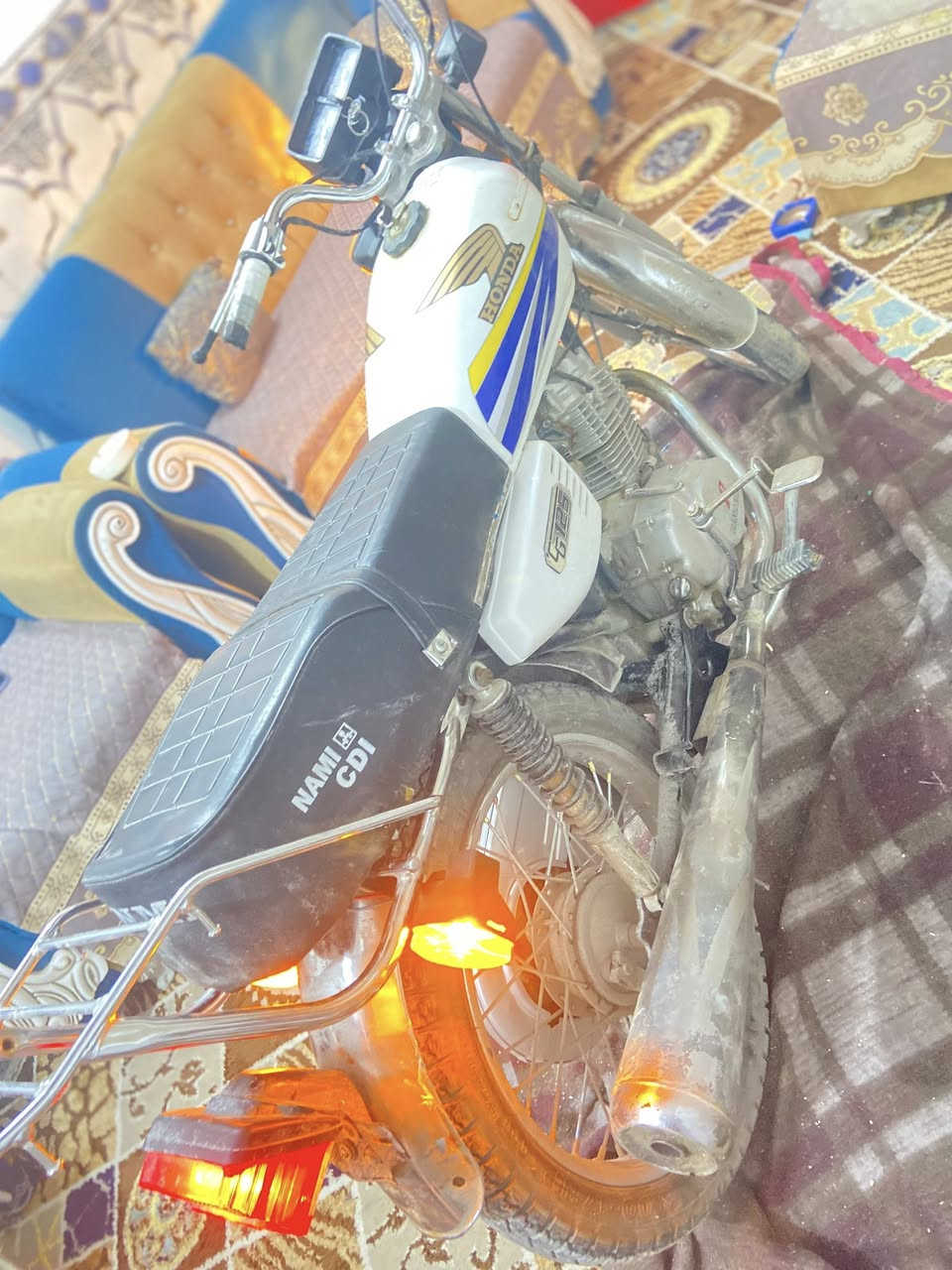 للبيع اربعه كير نضيف بيه خيط بخار اصولي مديل ١٥ وكيله العارضي المكان نجف مقابيل قريت الغدير. السعر ٤٥٠ وبيه مجال الموشراي خلي يطلع كبل


**إذا كنت صاحب هذا الإعلان وتريد حذفه لأي سبب، رجاءا أرسل رسالة إلى الدعم الفني**