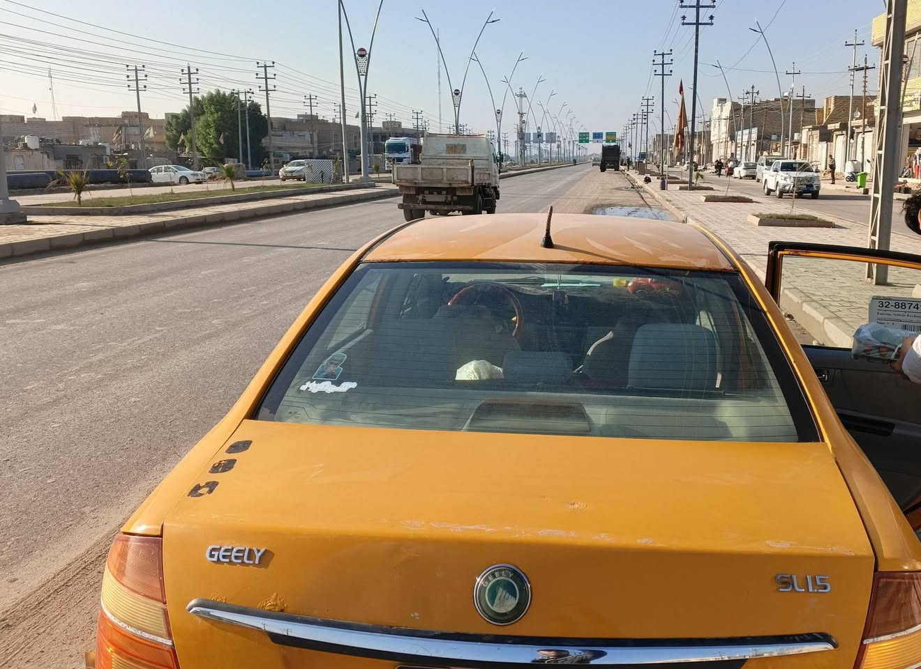 السعر 28$ قفل
جلي موبل 2013 
كير عادي سيارة مثل ماتشوف بالصور
سنويه 2018 تحويل بنفس ليوم
داخله هزه وخطه وبحث ومصفره هيئة وغرامات 
نواقص بسيطه 
خياسات قليله داخله فحص كريم حسون قبل يومين مكفولة من كلشي
لسيارة تجي وتشوف النواقص بعينك وبهذ السعر تنباع الكايمه والمنهتيه كلش انه ابيعك سيارة ماوكفت عندي الحمدلله 
للاتصال *********** 
يبدي من الساعه 9 مساء وباجر الجمعه الصبح
وحياكم الله جميعا
العنوان ناصريه سوق الشيوخ
