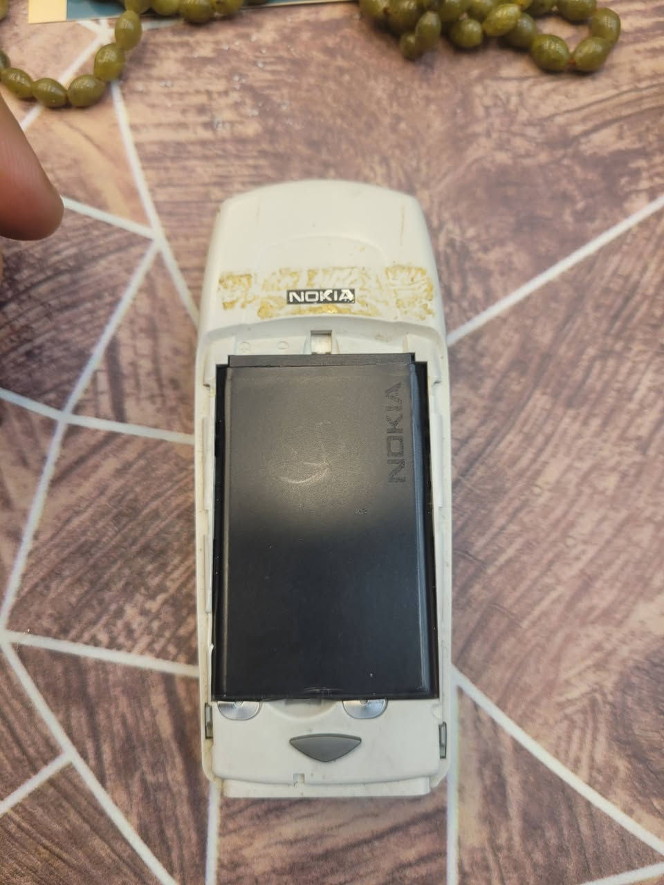 للبيع نوكيا كلاسك صنع الاماني شغال وكامل بورد انكليزي مع الشاحنه يحتاجله قبق بطاريه ويرهم مراوس


**إذا كنت صاحب هذا الإعلان وتريد حذفه لأي سبب، رجاءا أرسل رسالة إلى الدعم الفني**
