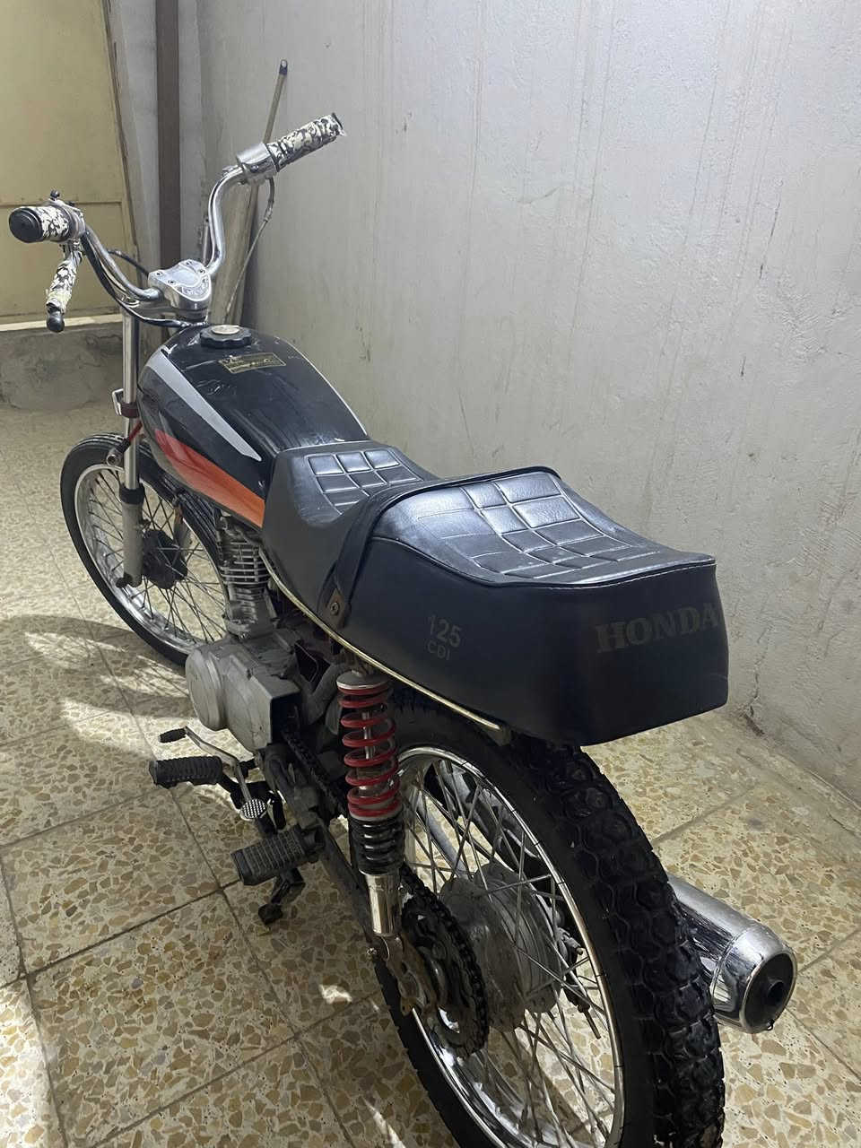 السلام عليكم
دراجه أربع كير   (كلك كلك)
كفاله من السرقه   
السعر 170


**إذا كنت صاحب هذا الإعلان وتريد حذفه لأي سبب، رجاءا أرسل رسالة إلى الدعم الفني**