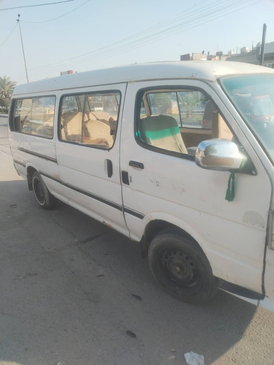 السلام عليكم كيا فتون موديل ٢٠٠٩ رقم بغداد احمر صدامي سنويه عضم عاج اصليه مطلوبه غرامات ٧٥٠ فقط هيئه ما مسجله مكان السياره بغداد مدينة الصدر راعيها بغداد تحويل راعيها يطلب ورقتين محرك وكير ونجي ياباني كير عادي محرك بي بداية تبخير حداديه حلوه غرفتها زينه تايرات نص عمر باتري جديد كهربائيات كلها شغاله عارضها ب ٢٨ وبيها مجال او مراوس حسب القناعه ***********
