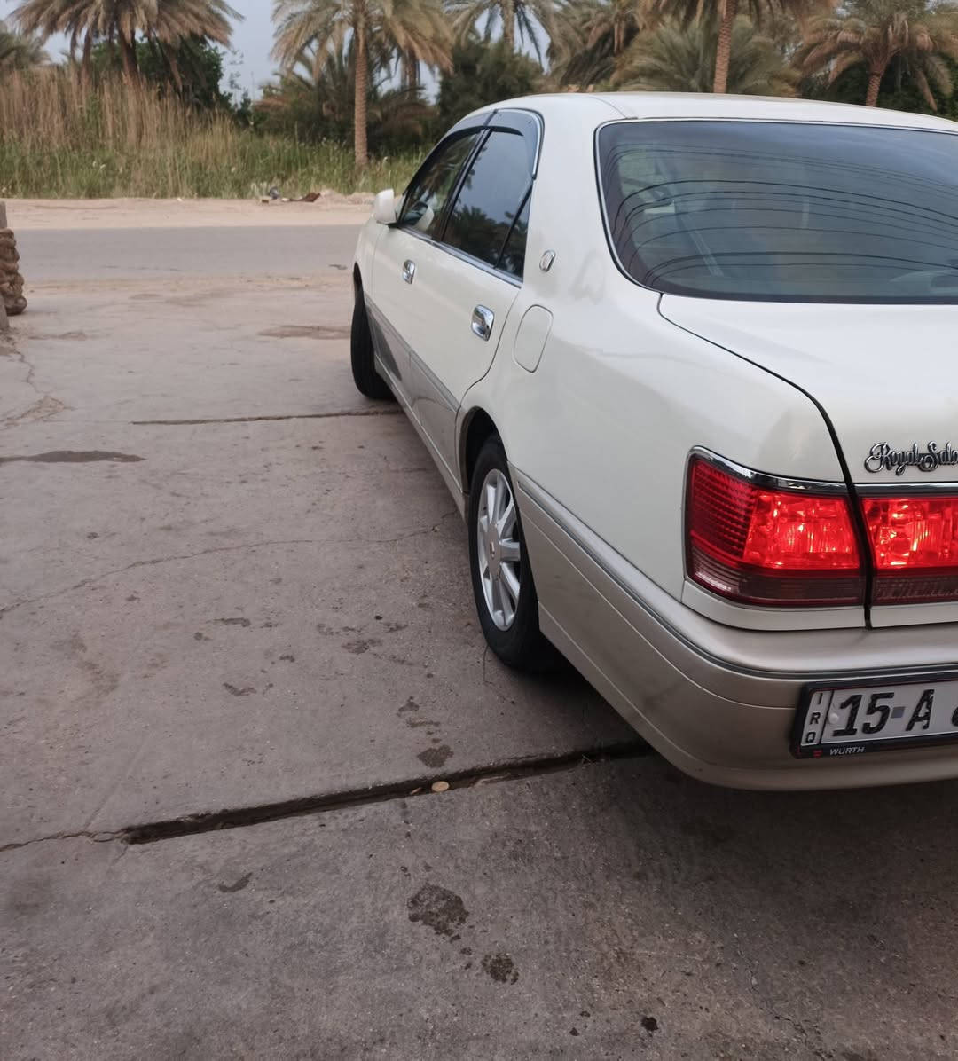 سلام عليكم ملكه كراون مديل 2002 كفاله من كصه ونقل والعيب شرعي رقم أنبار بسمي تحويل ثاني يوم سياره بيه تغير لون جان سابقا لونه حبري سويت معامله وغيرته ابيض مكينه ففيتيvفيشه وبطل مكينه وكير كارتون شاشه كشنات كهربائي تخم تاير  حداديه أمامي خلفي جديده سياره جاهزه سعر 125وبيه مجال  مكاني كربلاء ***********
