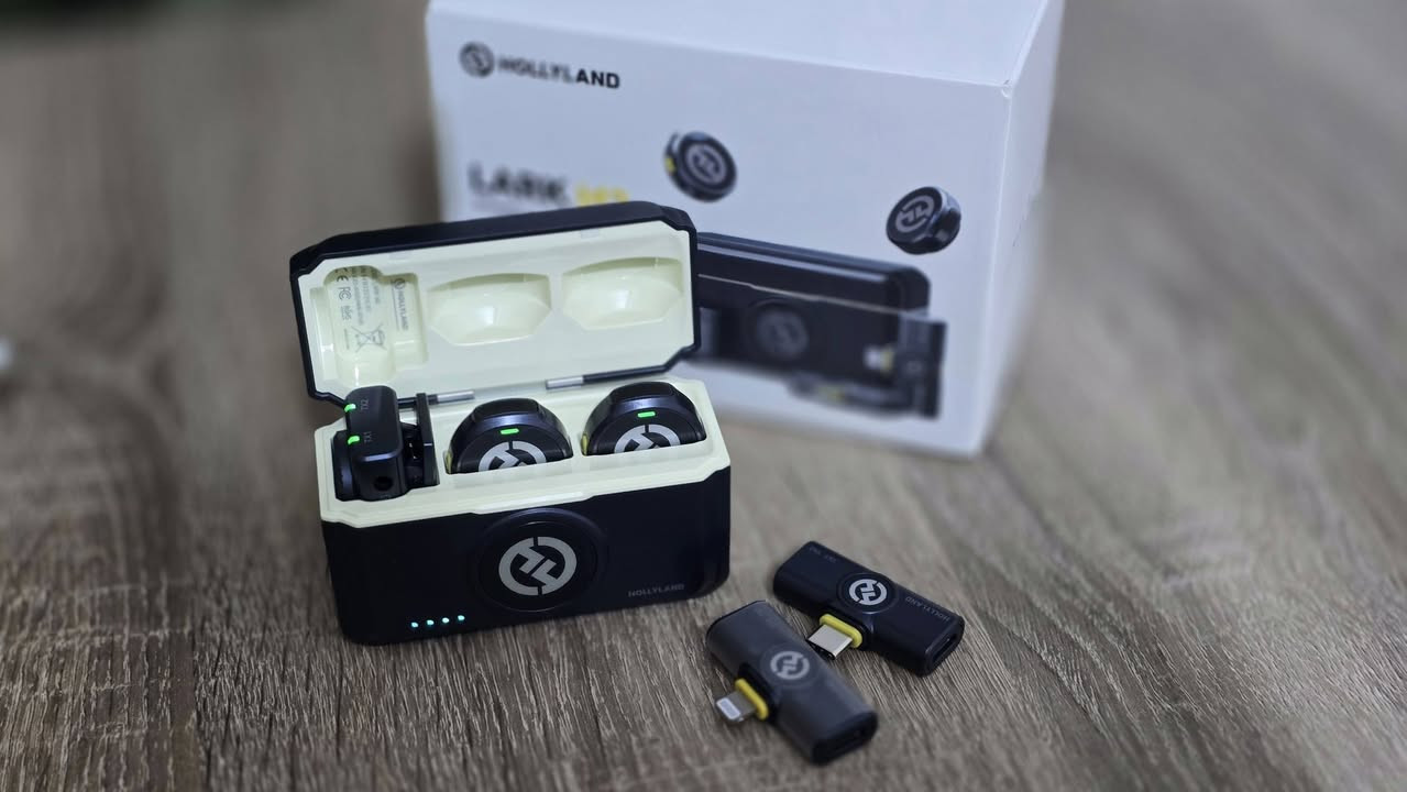 نك مايك hollyland lark m2
الحالة جديد ( تأكدت منه يشتغل فقط )

الملحقات كاملة

المكان : بابل

مميزات الجهاز

خفيف الوزن

حجم صغير بحجم زر القميص

بطارية تدوم لمده ٤٠ ساعة

عزل للصوت بتقنية ENC ( يلتقط فقط صوت المتحدث

يعمل على حميع الاجهزة منها الكاميرات

السعر ١٤٥ الف

للتواصل على الواتساب او الفيس
***********
