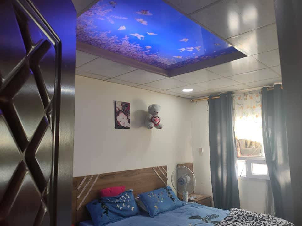 سلام عليكم شقة للبيع شقق صدام طابق ثالث طابو باسم شخص واحد سقف ثانوي ونظافة فول ومقابيلة ساحة السعر 18التفاصيل اتصال على رقم***********
