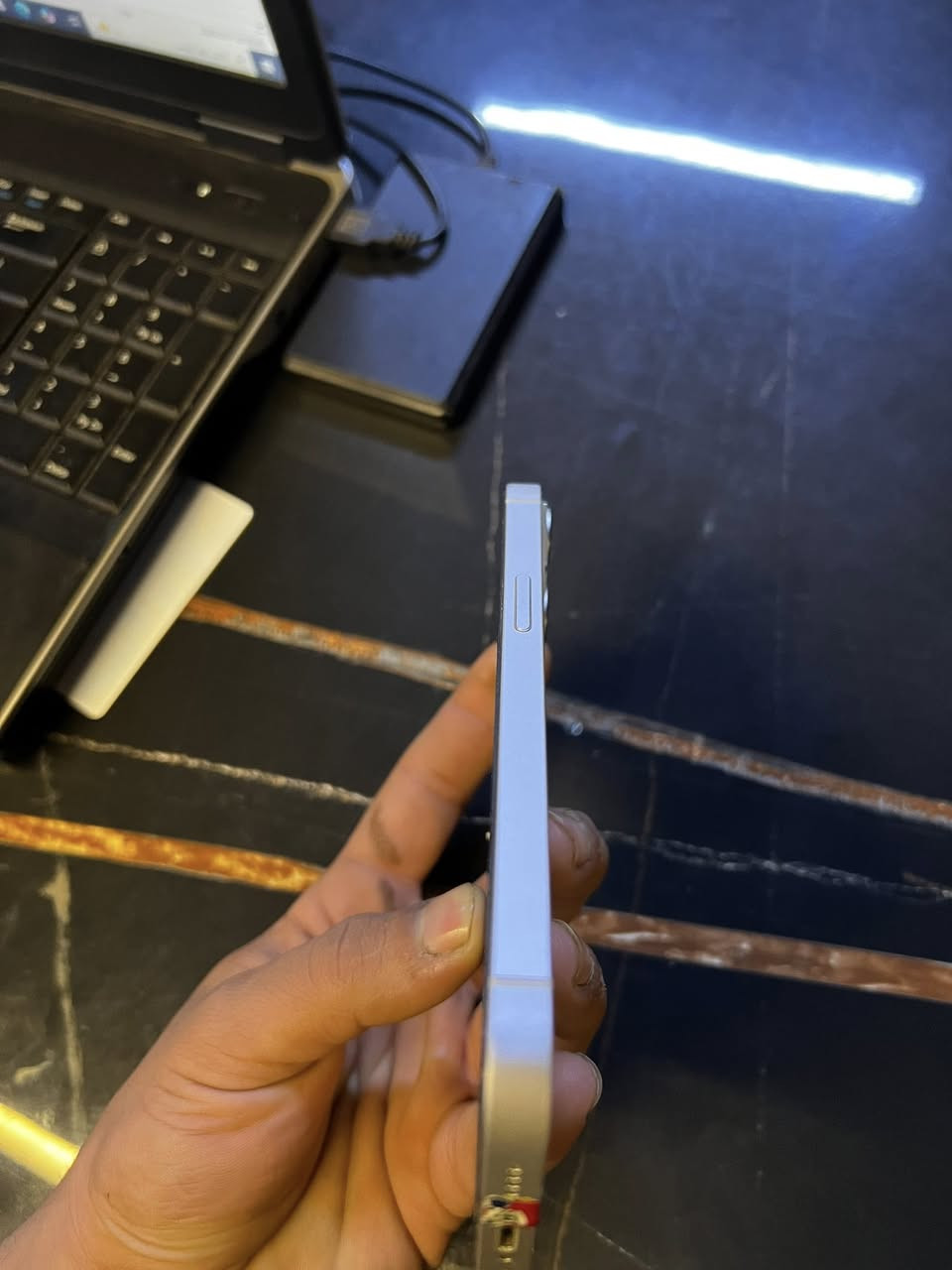 السلام عليكم ايفون 13 ذاكرة 128 بطارية 91 نموذج mالجهازمكفول العنوان نجف السعر 450 ولشراي بي خير ويدلل


**إذا كنت صاحب هذا الإعلان وتريد حذفه لأي سبب، رجاءا أرسل رسالة إلى الدعم الفني**