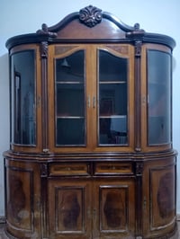 معرض للبيع • دواليب • اثاث منزلي