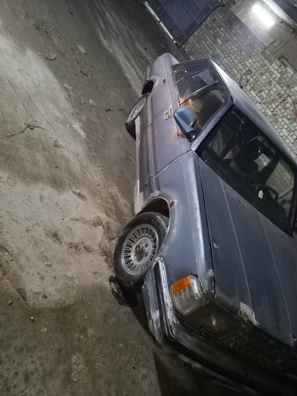 السللم عليكم سياره سوبر كير ومحرك بطه موديل ٨٥ يغداد سعر ١٥ ورقه رقم الهاتف ***********
