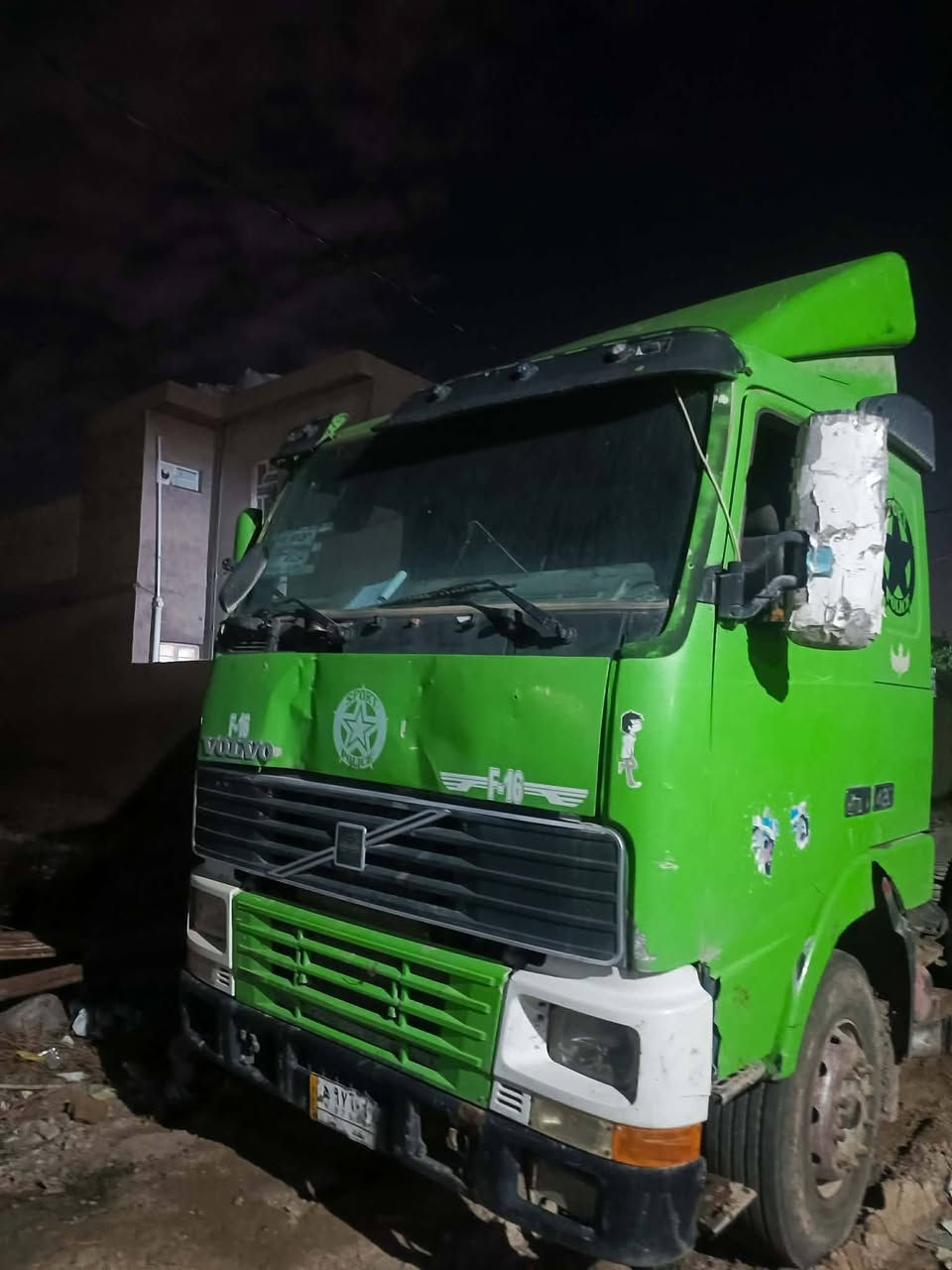 السلام عليكم فالفوةللبيع راس ومطوله تك قللب موديل ٩٥ةشاصي مكفول كير اكسن محرك مكفول السياره سبرنك  رقم بغداد مربوطه صهريجو ***********
