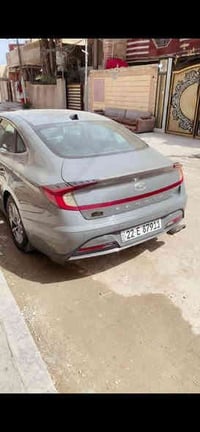 سوناتا 2022 للبيع وارد امريكي نص مواصفات داخل ابيض  تحكمات كهرباء  عدا...