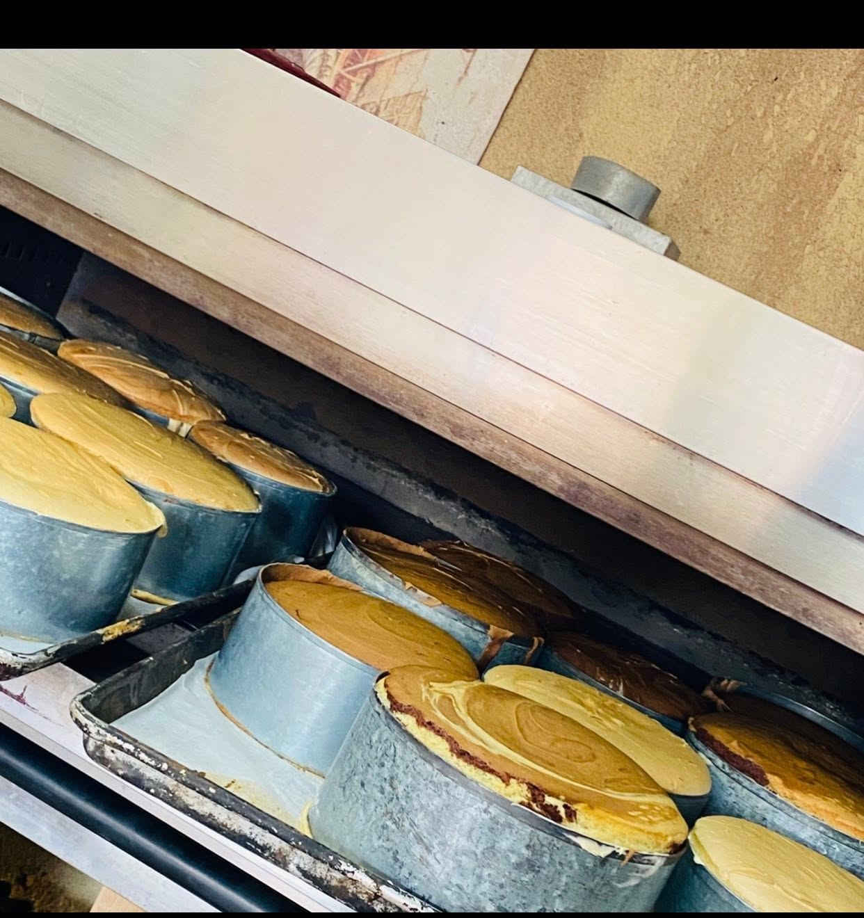 فرن طبقي نوعية سمارت
شغال فول خير من الله 

نزال ٩٠ وعرض ١٢٠ 

معروض للبيع شرط الفحص 

سبب العرض عندي اثنين وحاليا واحد يكفي لشغلي 

سعره ٦٥٠ بي مجال بسيط 

عنواني صلاح الدين الدجيل 

للاستفسار ***********
