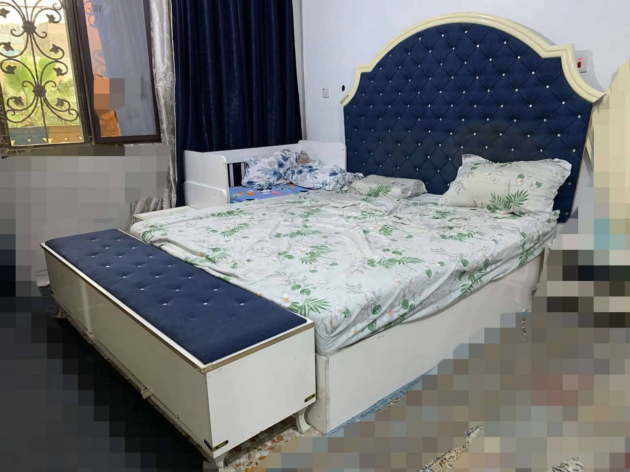 #بيع_مستعجل📌👇🏻
غرفة للبيع (٨) قطع بدون دوشك مثل الصور💯
العنوان #بغداد_الدولعي📍للمزيد مراسلتي✅👍


**إذا كنت صاحب هذا الإعلان وتريد حذفه لأي سبب، رجاءا أرسل رسالة إلى الدعم الفني**