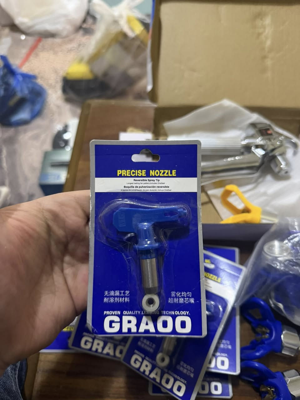 مسدس صبغ ايرليس  جديد لوك كبس شركة  ثلاث سيتات نوزلات كل سبت يحتوي على ٦ نوزلات مجموعهم  ١٨ نوزل احجام مختلفة كلهم على اول تم ٦٠ الف شامل التوصيل


**إذا كنت صاحب هذا الإعلان وتريد حذفه لأي سبب، رجاءا أرسل رسالة إلى الدعم الفني**