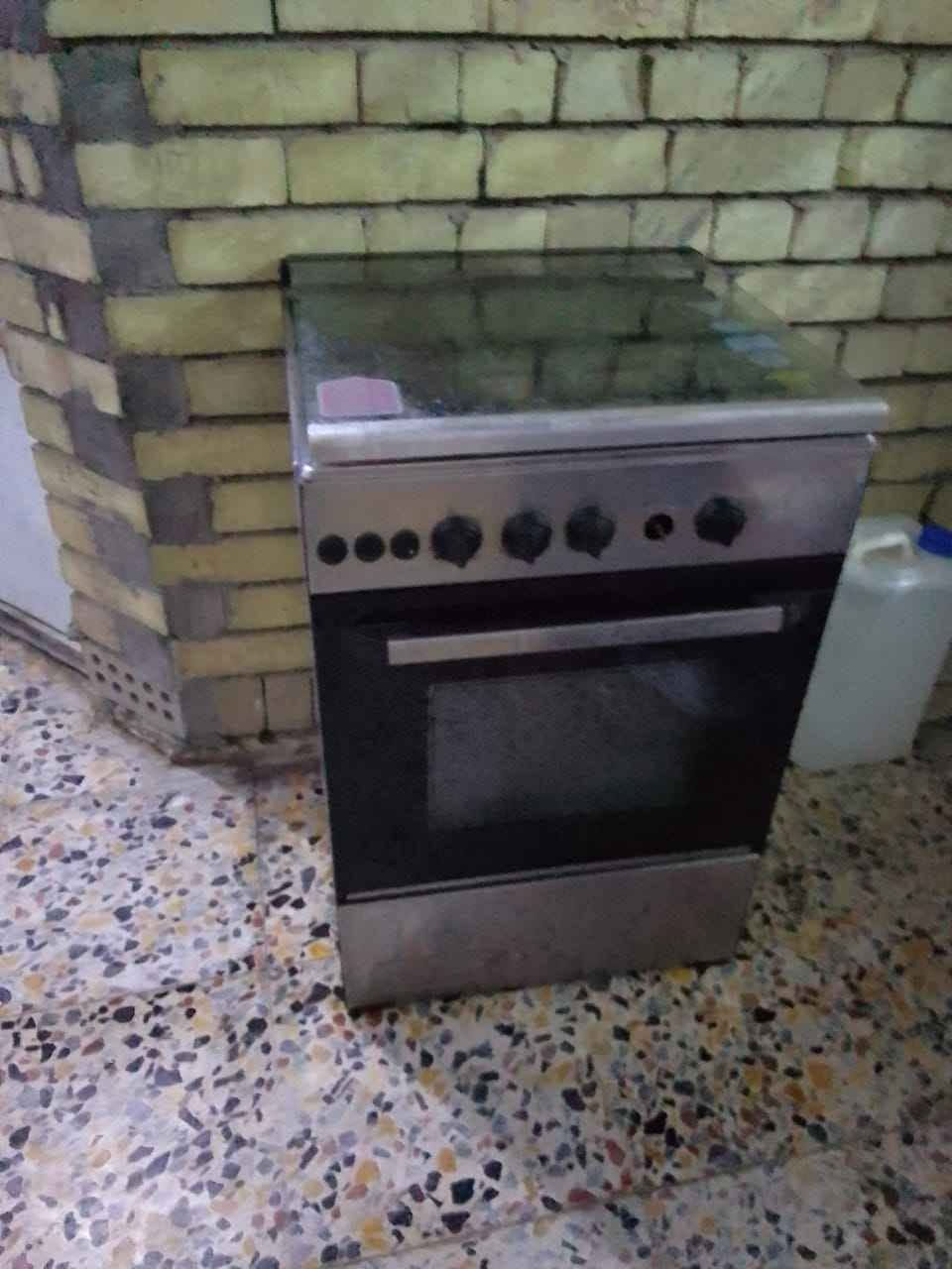 كنتور ٤ باب 250 / طباخ ٥ عيون 125 / طباخ ٤ عيون 100 / ميز شاشه 100 / طبلات الوحده 15 الف / كاونتر سنك بابين 100 / مبرده 100
للاستفسار الاتصال او المراسلة عبر الواتساب على هذا الرقم *********** بغداد, العراق
