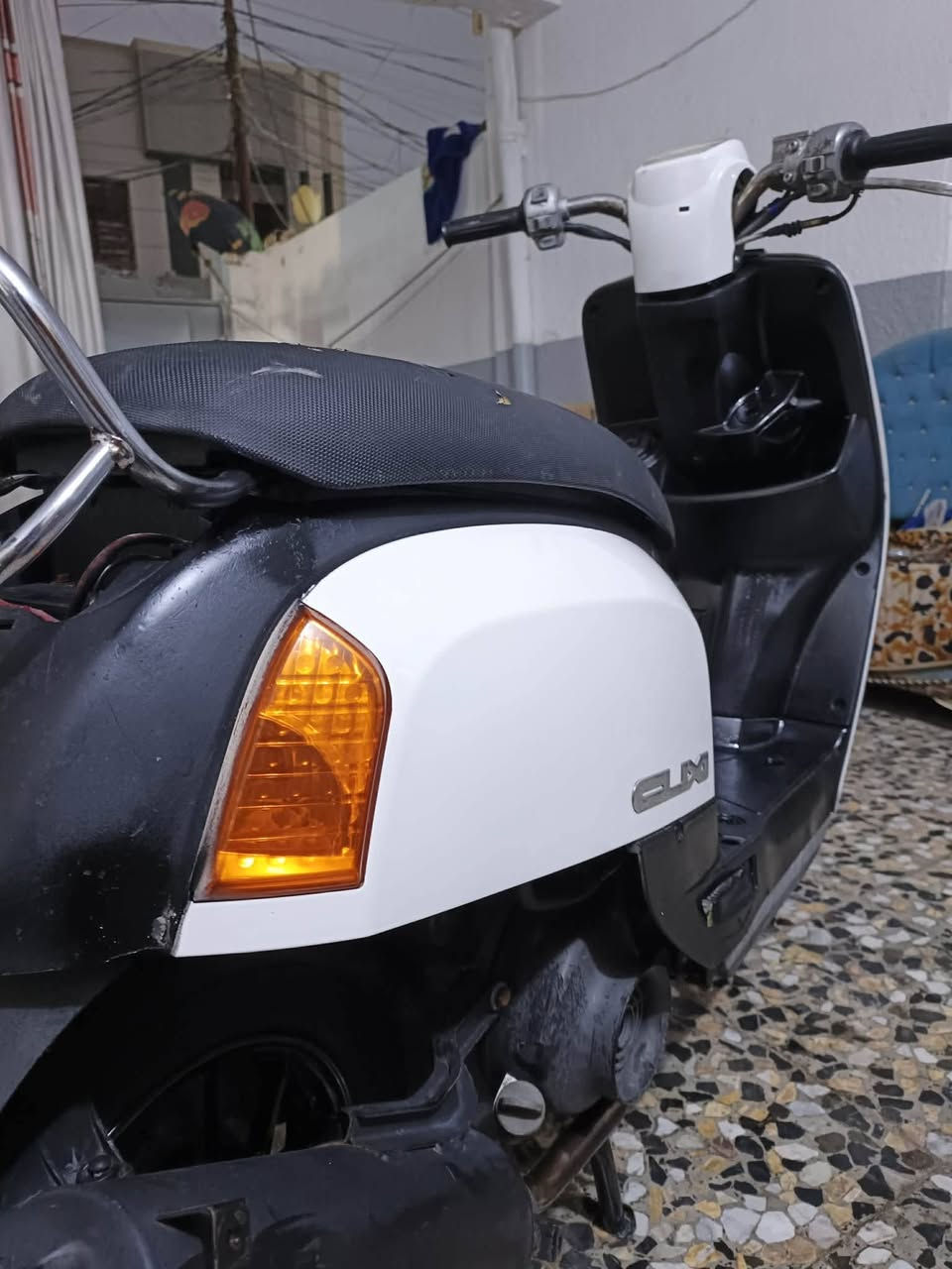 دراجه للبيع ماكس بوليس دراجه مال رمبه دراجه اي نقص ما بيها كهربائيات شغاله دراجه جديده مكينتها مفتوحه مبدل فقط بس بوربلين فقط دراجه كلها جديده شلعه ومعدل  وياله كله جديد السعر 600 وبيها مجال قليل اللي يريد يجي خاص وهذا راح اخلي رقم التليفون  *********** واتساب ورصيد
