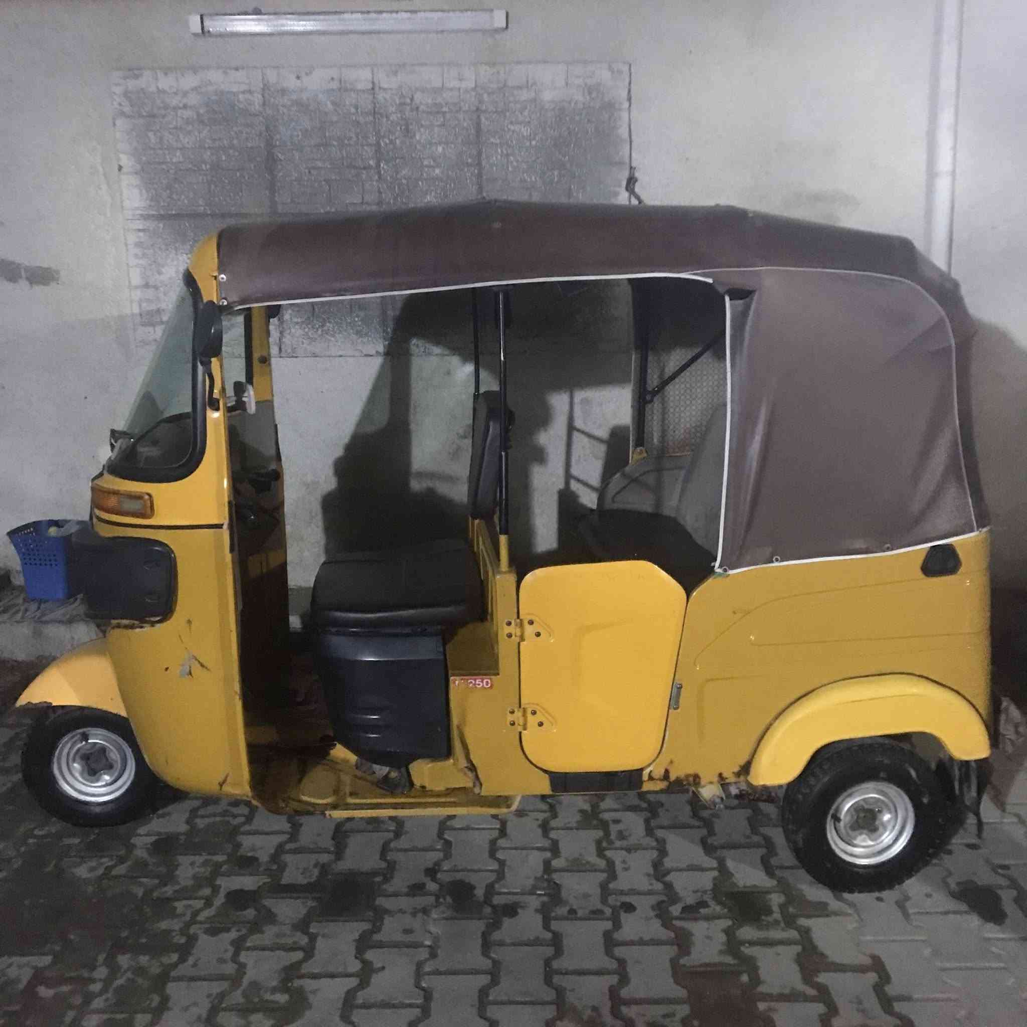 ٢١/شهر ٤. مكاني شعلة *********** محرك مجفت اكسل مكفول السعر ٧/١٠٠
