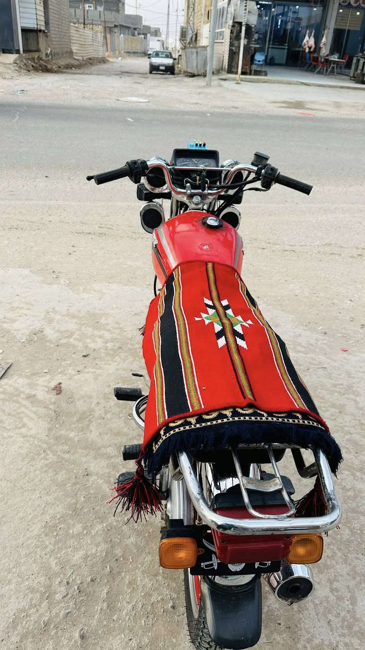 سيفان  موديل ٢١ كفالة مثل متشوف النظافة شوفت عينك  الدراجة بعدها بالجيس السعر ٥٥٠ وبيها مجال قليل مكاني بابل الكفل ***********
