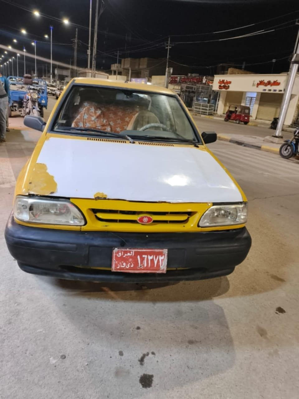 السلام عليكم سايبه للبيع موديل2012جاهزه حداديه وكهربائيات كل شغاله حداديه وره وكدام وتخم تاير وباتري جديد مكفوله من الضربه والصبغ رقم ذي قار راعيه بلديواني تريد وكاله تريد تحويل مطلوبه 300غرامات تريد عليك تريد عليه 
السعر15وبيه مجال للشراي 
مكلف بلنشر ***********
