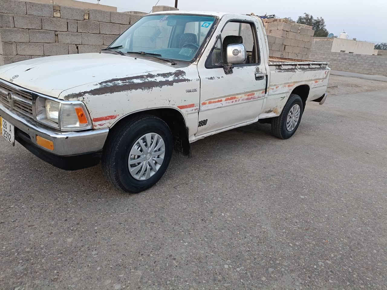 سلام عليكم للبيع بيكم موديل 89رقم قادسيه نكليزي مكينه وكير وكسن وشاصي كله نضيف تخم  تاير جديد كرهبايات كلها شقاله حداديه توها مشدوده عنوان ميسان ناحيت كميت السعر 35/. ***********/ ***********
