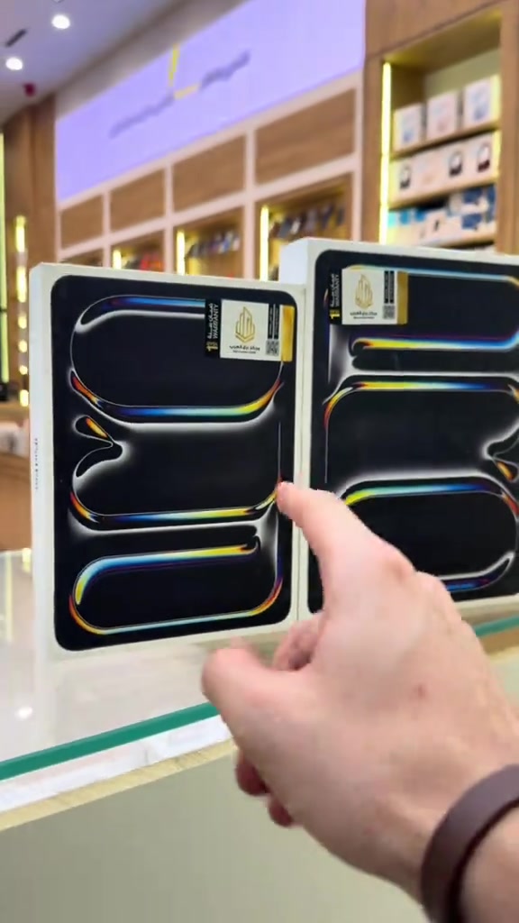 🍏 iPad Pro M5 🍏 🚀 متوفر بقياسي 11 إنج و13 إنج 💾 ذواكر 256GB و512GB ⚡ معالج M5 Pro بأداء احترافي خارق 🎨 شاشة مذهلة مناسبة للمصممين وصناع المحتوى ✏️ يدعم Apple Pencil لأقصى إنتاجية وإبداع 🔋 بطارية قوية تدوم طوال اليوم إذا تريد أقوى تجربة آيباد من أبل، الـ iPad Pro M5 هو القمة 👑 📩 للحجز والاستفسار راسلنا خاص 📍 فرع الربيعي: *********** 📍 فرع المنصور: *********** #iPadProM5 #iPadPro #Apple #iPad11Inch #iPad13Inch       #
