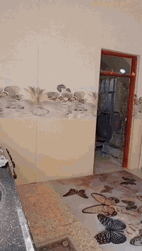 السلام عليكم دار للبيع المساحة 125متر مربع العنوان حي البتول الزراعي شارع أبو الثلاجات قرب  ابو علي المضمد للاستفسار الاتصال على الرقم
***********
