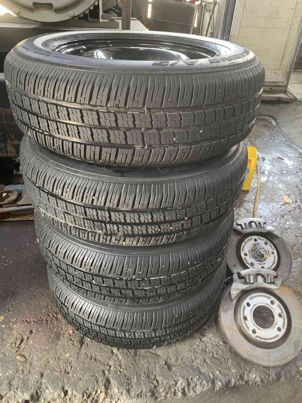 سلام عليكم تحويرة 14 بارص  تاير صار شهر من شادة ويل جديد تصال على رقم ***********
