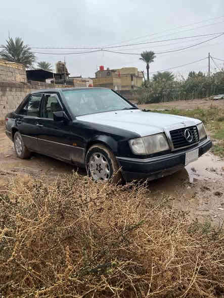 مارسيدس دب للبيع  مكينة فيفتي رقم بغداد مداور السعر ٤٠ مكاني واسط رقم الهاتف ***********
